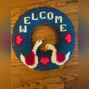 Welcome wreath plastic canvas wall hanging Porch goose Club Kitchy